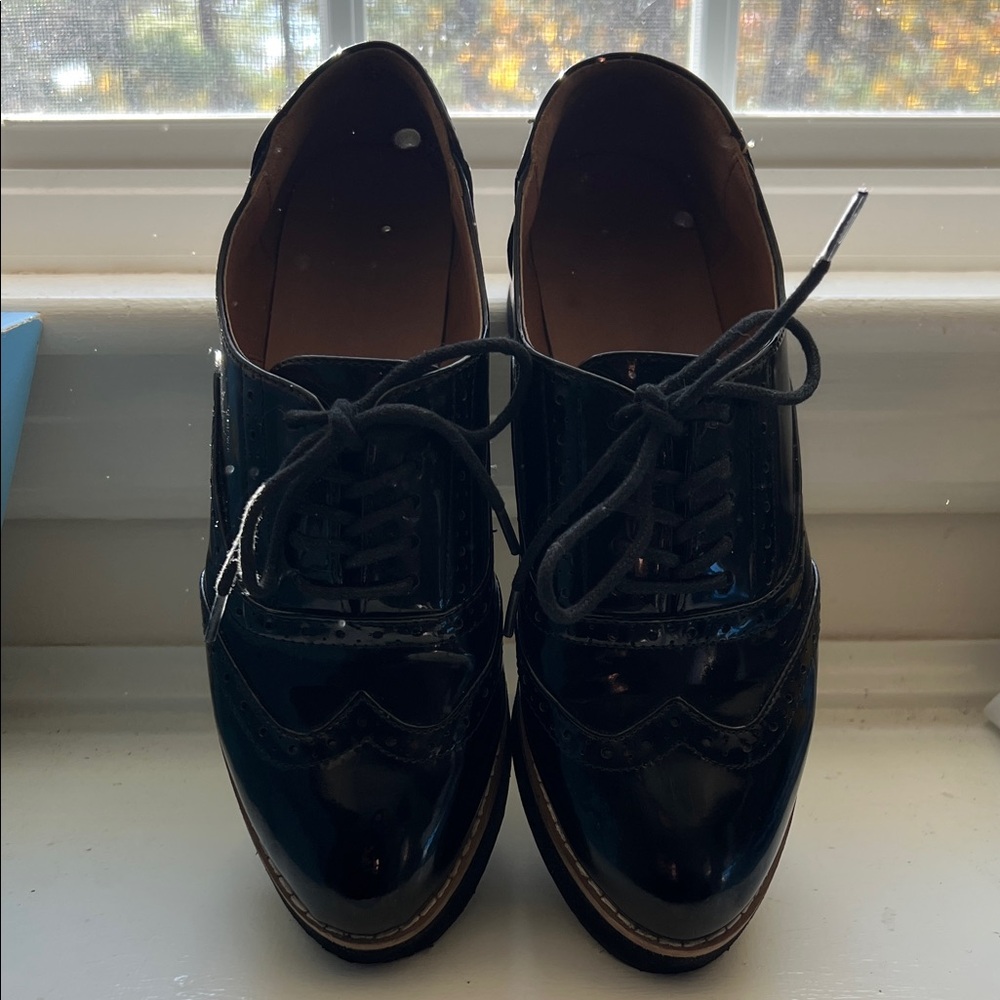 Madden Girl patent leather Oxford